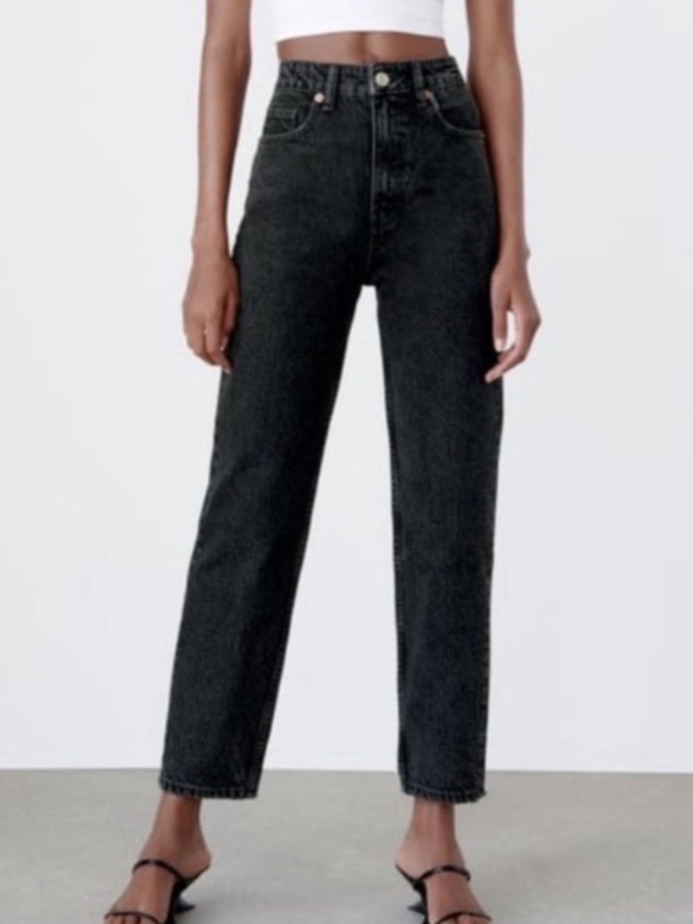 ZARA Black High Waisted Mom Jeans Size 2